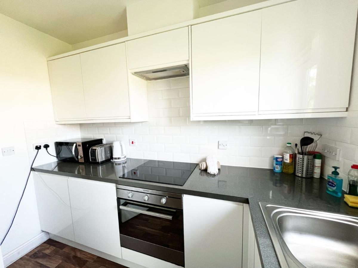 Gracenote Properties Hemel Hempstead - Serviced Apartment With Free Parking Εξωτερικό φωτογραφία