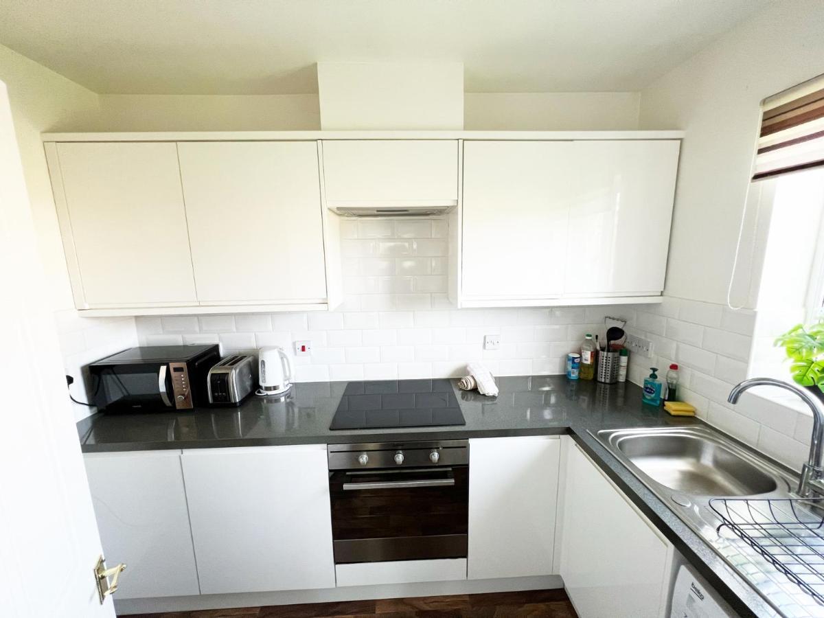 Gracenote Properties Hemel Hempstead - Serviced Apartment With Free Parking Εξωτερικό φωτογραφία